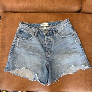 Abercrombie & Fitch Curve Love High Rise Dad Short